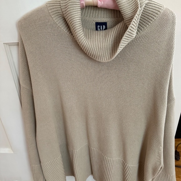 Gap Turtleneck 100% Cotton Sweater - Picture 2 of 2